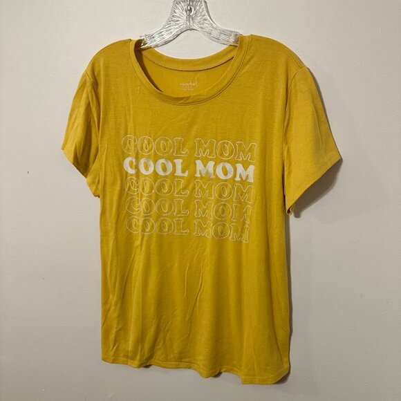 Isabel Maternity Cool Mom Graphic Tee - Size Large - Picture 2 of 4